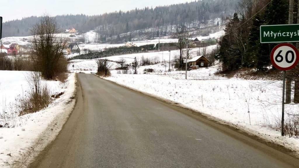 Malinowy Domek Mlynczyska Buitenkant foto